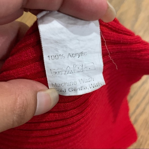 SHEIN Sleeveless Red Summer Cropped Top Size Small - Picture 4 of 7